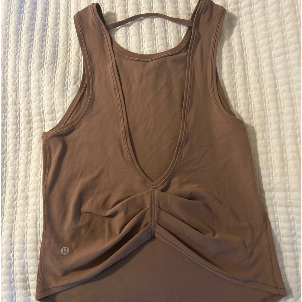Lululemon open back active tank top